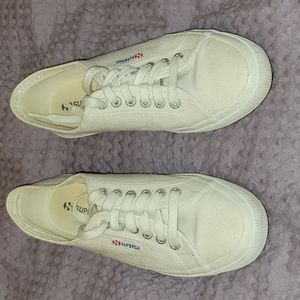 VGUC white Superga 2750 women's shoes